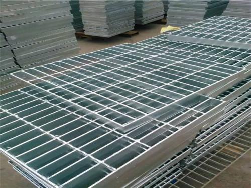 標(biāo)準(zhǔn)鍍鋅鋼格柵板