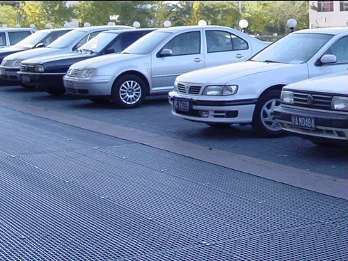 停車場<a href='http://m.zjhtdwyy.com'>鋼格柵</a>板