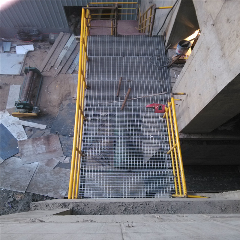 熱浸鋅網(wǎng)格板 熱浸鋅網(wǎng)格板