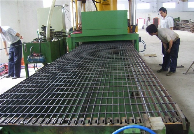 壓焊熱鍍鋅格柵板平臺 壓焊熱鍍鋅格柵板平臺
