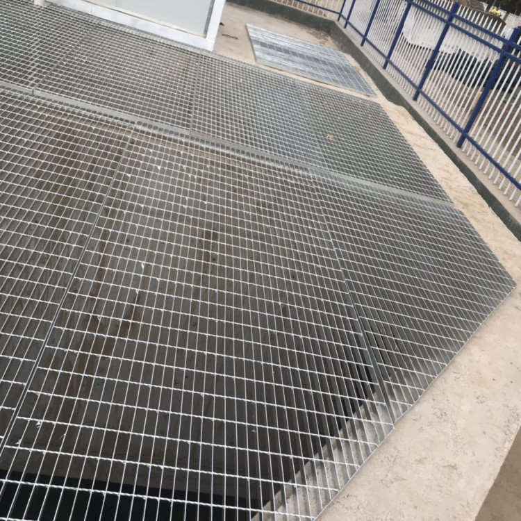 熱鍍鋅網格柵板平臺 熱鍍鋅網格柵板平臺