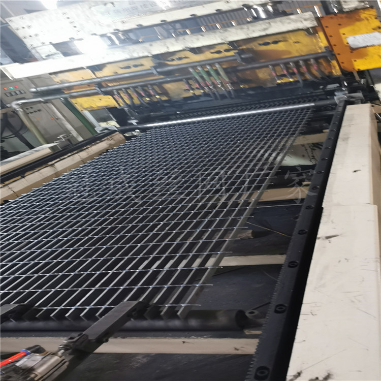 壓焊鍍鋅鋼格板平臺(tái) 壓焊鍍鋅鋼格板平臺(tái)